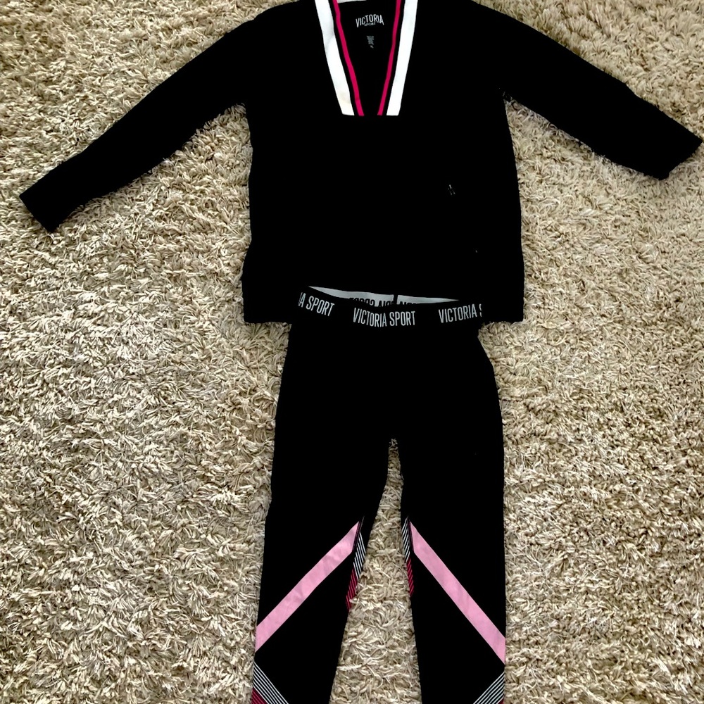 Victoria’s sport jacket and leggings set XS -S